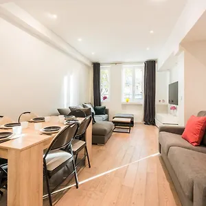 Spacious Apartment-2br-4p-boulevard Saint-germain Apartamento París
